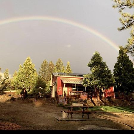 Red Barn Retreat Hotel North Fork Exterior photo